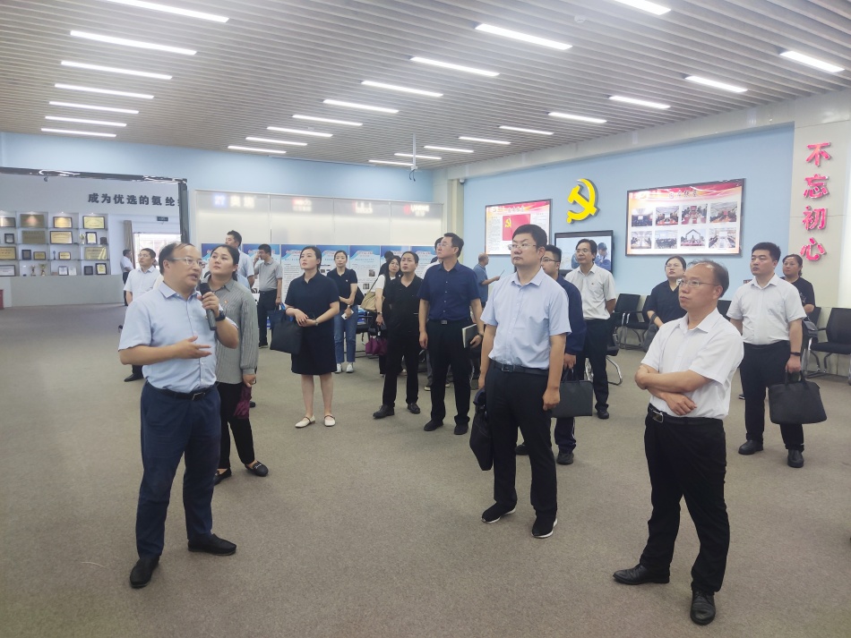 2024年7月17日，市國資委系統(tǒng)在公司開展“三組聯(lián)建”現(xiàn)場觀摩1（公司展廳）_副本